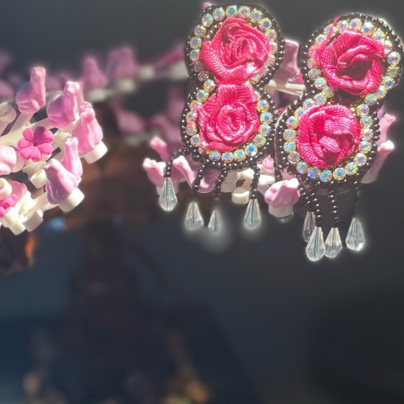 2piece Fuchsia Roses🌹 STATEMENT choker blk pink, fabric, beads, rhinestones NWT - Picture 4 of 6